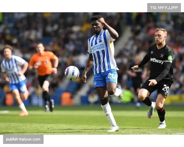 布莱顿胜曼联一役展现后场长传战术 巴莱巴成进攻发起关键