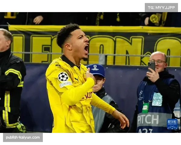 多特蒙德后卫聚勒恢复训练 有望下轮复出改善防线 多特蒙德后卫聚勒恢复训练 有望下轮复出改善防线